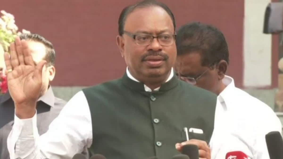 Maharashtra BJP Chief Lauds Shinde For Clearing Stand On CM Post Maharashtra BJP Chief Lauds Shinde For Clearing Stand On CM Post