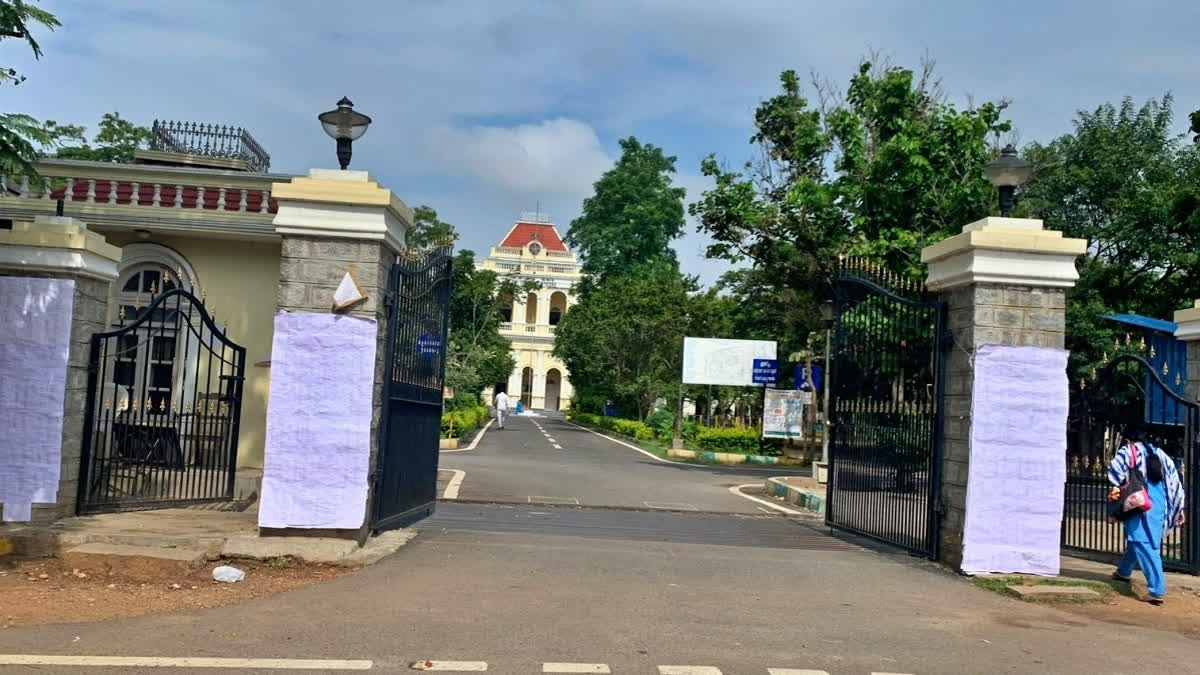 Mysuru Court Awards Death Penalty For Convict In Murder Of Mother, Pregnant Wife, Children Mysuru Court Sentences Death Penalty For Convict In Murder Of Mother, Pregnant Wife, Children