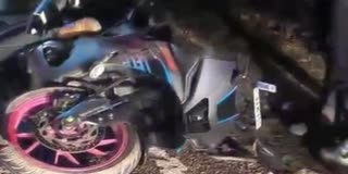 अज्ञात वाहन की टक्कर से दो युवकों की मौत