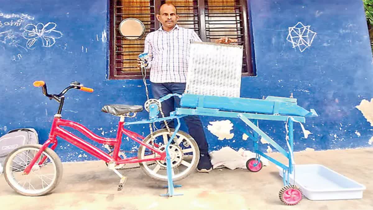 Science Teacher with project