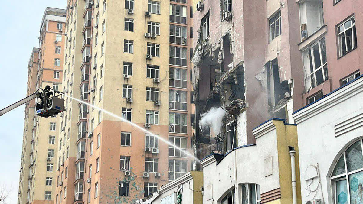 Russia Pummels Kyiv Ahead Of Zelensky's US Visit