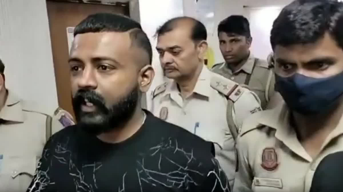 सुकेश चंद्रशेखर ने पटियाला हाउस कोर्ट में दी अर्जी, अदिति सिंह को 217 करोड़  रुपये लौटाने को तैयार