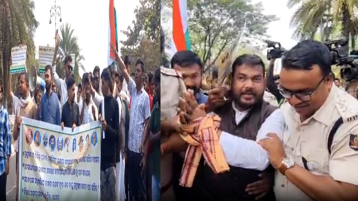 Odisha Naba Nirman Students union surrounds Transport Ministers residence in Bhubaneswar