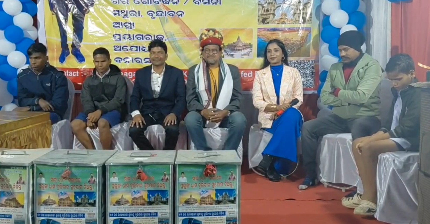 ଆଠ ମାସ ପୂର୍ବରୁ ଏମିତି ଯୋଜନା ଆରମ୍ଭ କରି ୬୦ ହଜାର ଟିକଟ୍ ମଧ୍ୟରୁ ସେ ୫୫ ହଜାର ଟିକଟ୍ ଦଶ ଟଙ୍କା କରି ବିକ୍ରି କରି ପାରିଥିଲେ।