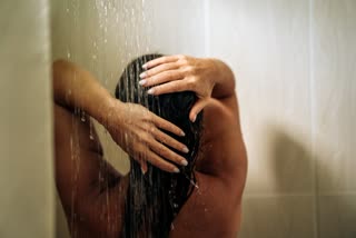 benefits-of-dark-showering News