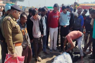 dewas Youth body dragged