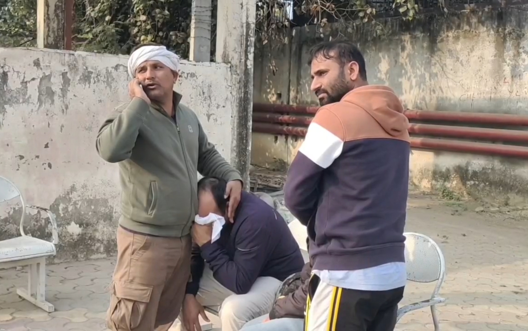 Truck hits a bike on the National Highway in Karnal killing a woman