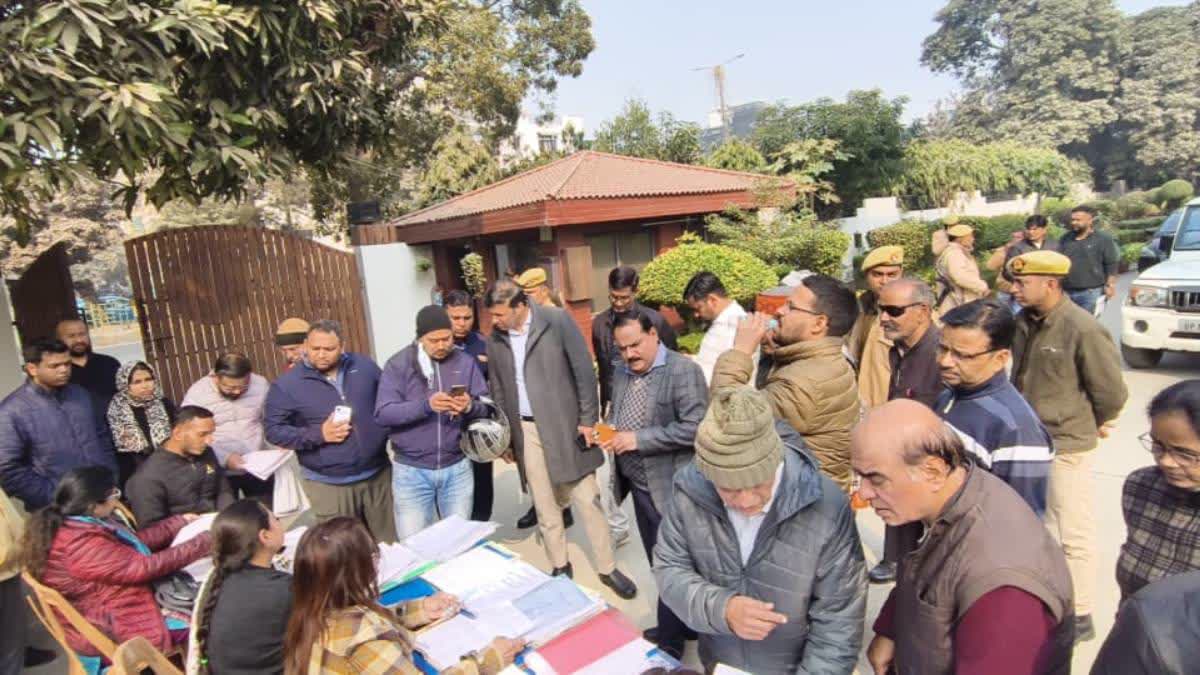 An SIR hearing underway in Ghaziabad.