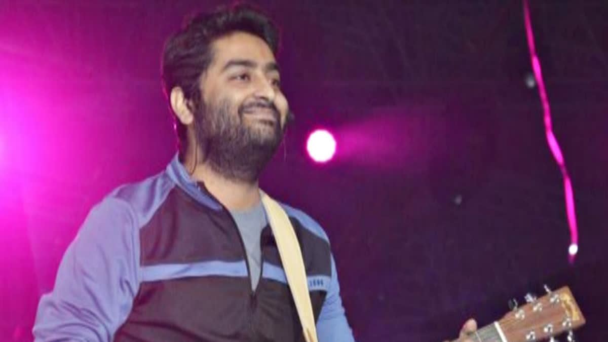 Arijit Singh To Direct Film Featuring Nawazuddin Siddiqui's Daughter Shora? Deets Inside Arijit Singh To Direct Film Featuring Nawazuddin Siddiqui's Daughter Shora?
