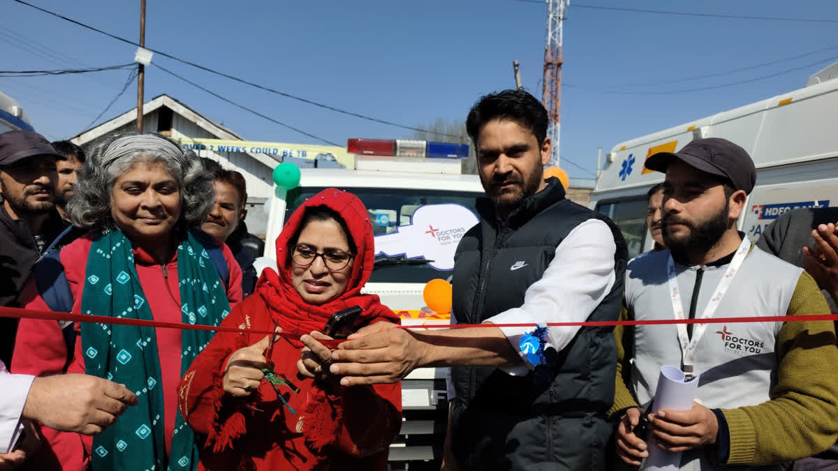 پلوامہ میں صحت کی سہولیات کو جدید بنانے کے لیے ہر ممکن قدم اٹھایا جائے گا: وحید الدین پرہ