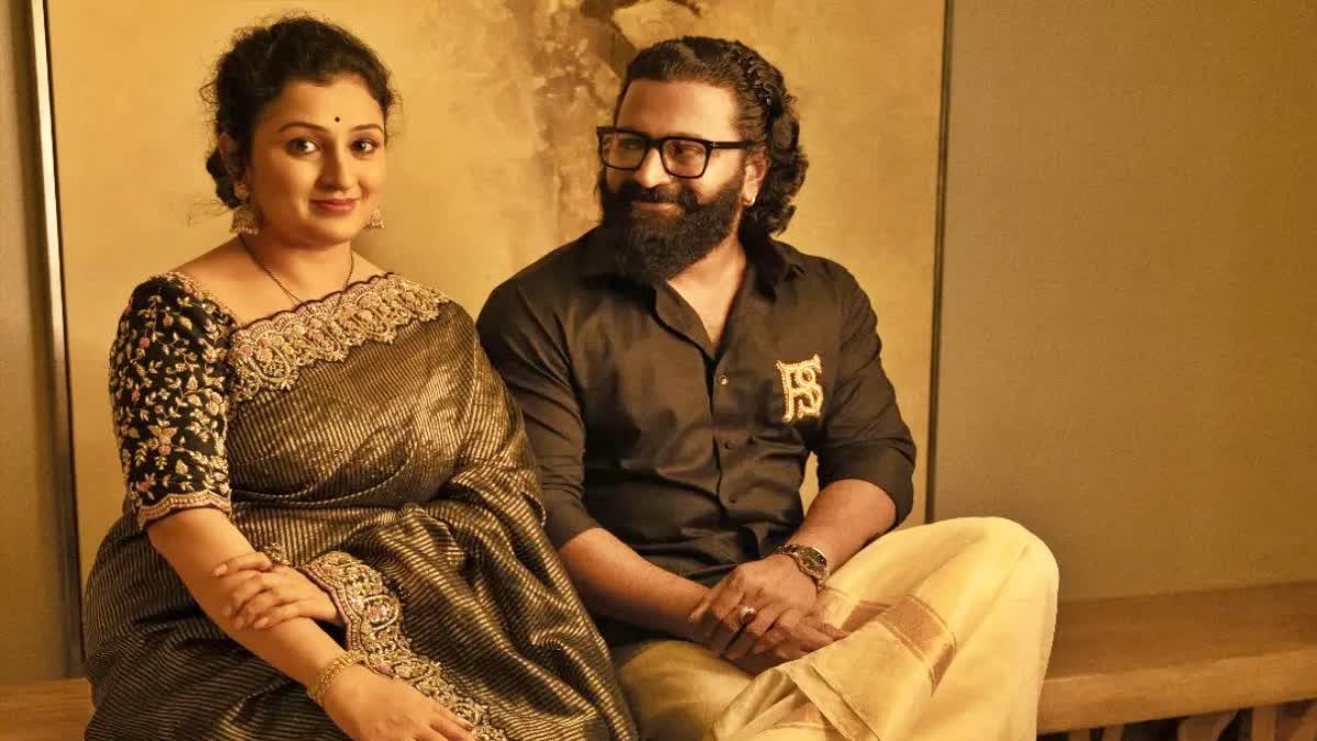 RISHAB BIRTHDAY WISHES FOR WIFE  ನಟ ರಿಷಬ್​ ಶೆಟ್ಟಿ  ಪ್ರಗತಿ ಶೆಟ್ಟಿ  CINEMA UPDATES