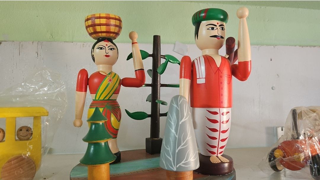 Toy Sellers In Karnataka’s Channapatna Struggle As Bengaluru-Mysuru Expressway Diverts Visitors