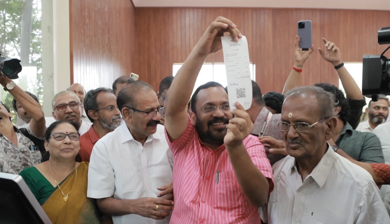 സുവോളജിക്കൽ പാർക്ക് ഉദ്‌ഘാടനം  സുവോളജിക്കൽ പാർക്ക് തൃശൂർ  പുത്തൂർ മൃഗശാല  പുത്തൂർ മൃഗശാല തുറന്നു