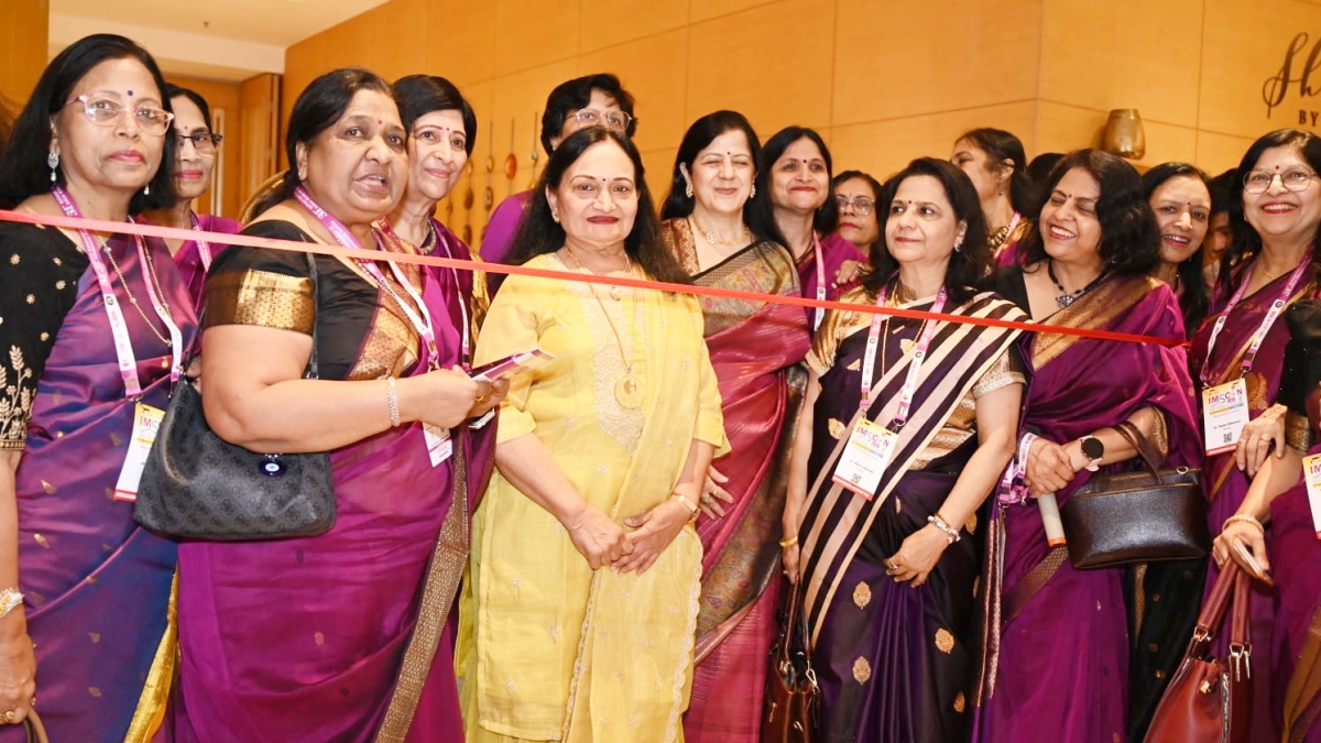 SYMPTOMS MENOPAUSE WOMEN