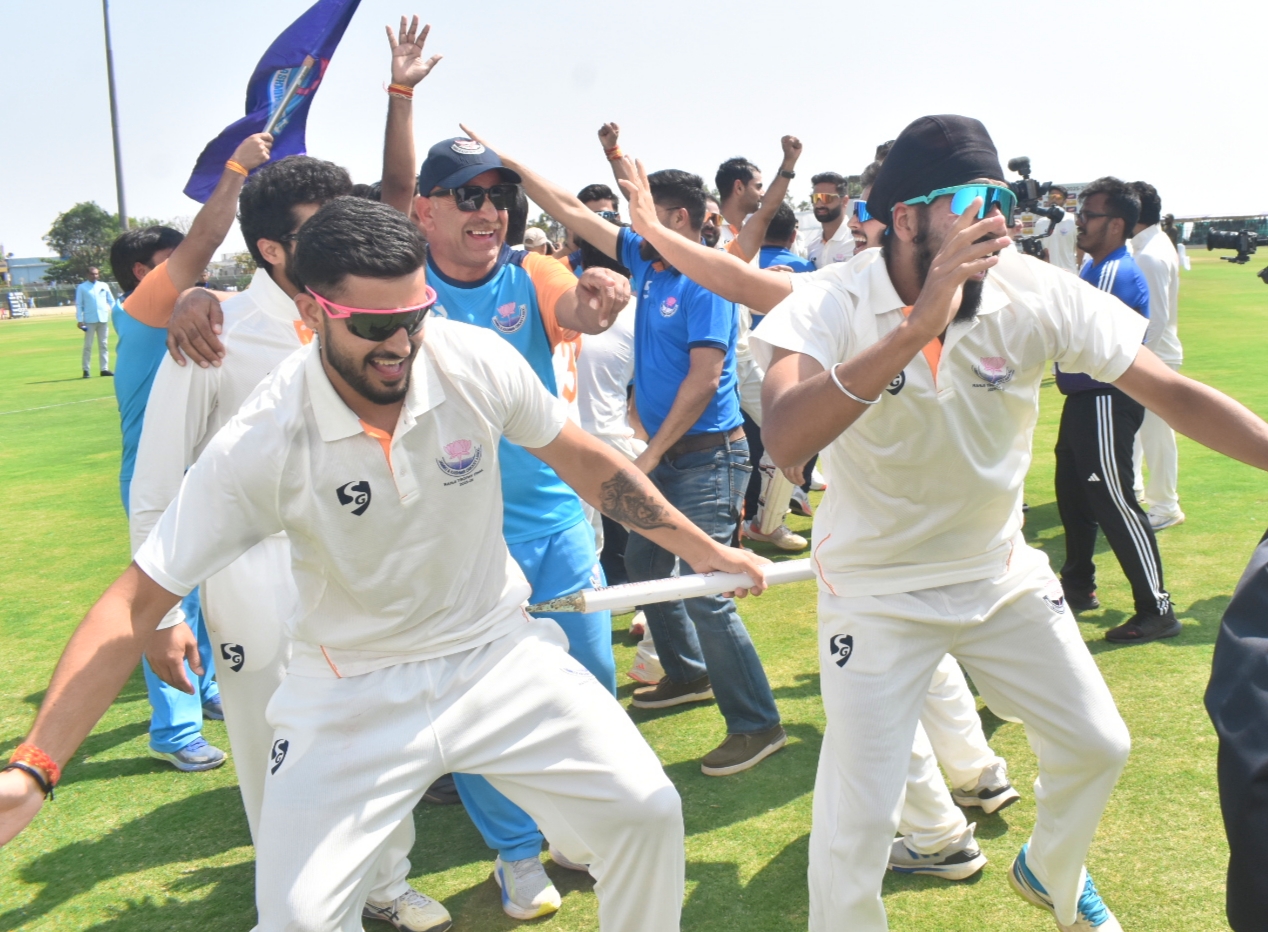 jammu-and-kashmir-win-maiden-ranji-trophy-title-and-scripts-history-on-basis-of-first-innings-lead