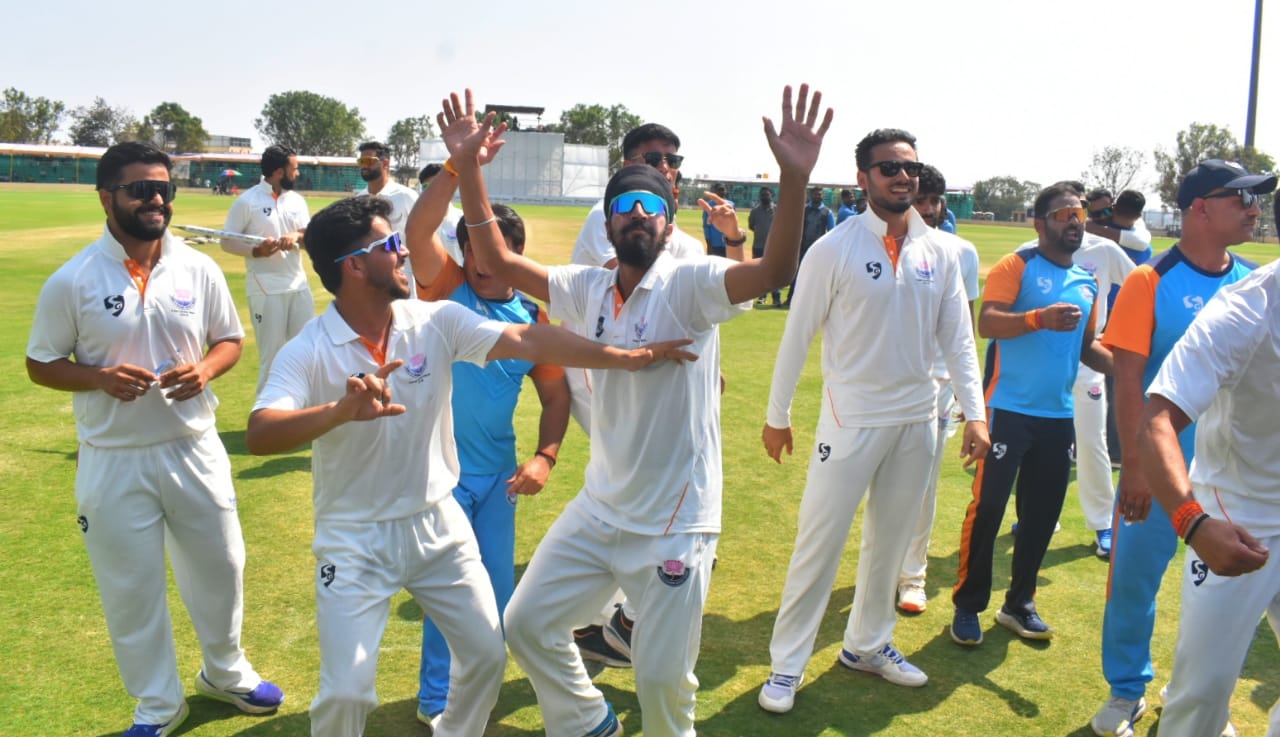 jammu-and-kashmir-win-maiden-ranji-trophy-title-and-scripts-history-on-basis-of-first-innings-lead