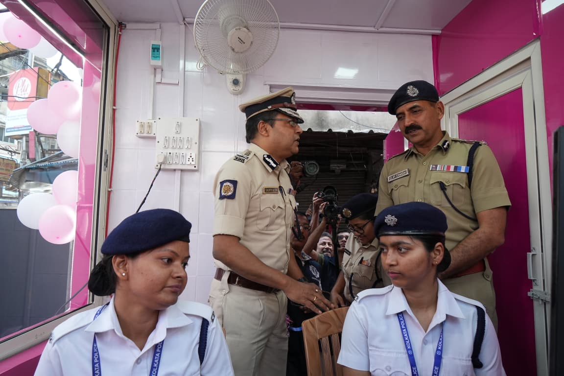 pink Booth in kolkata