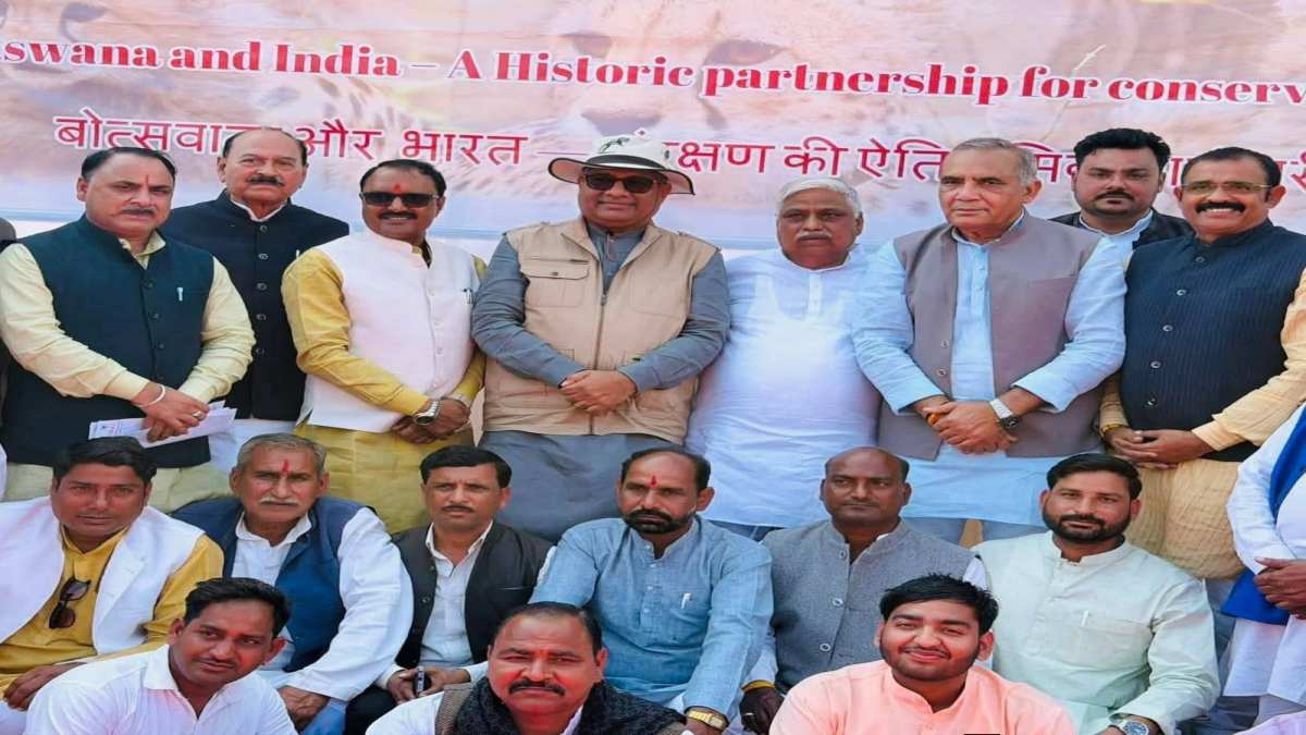 SHEOPUR 9 CHEETAHS ARRIVE