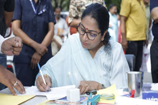 मुख्यमंत्री रेखा गुप्ता