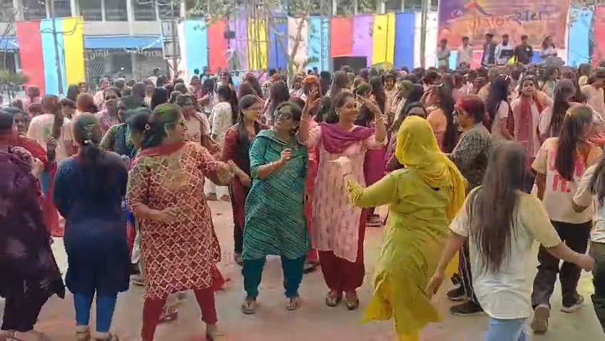 Jabalpur Holi Celebration 2026 mata gujri college