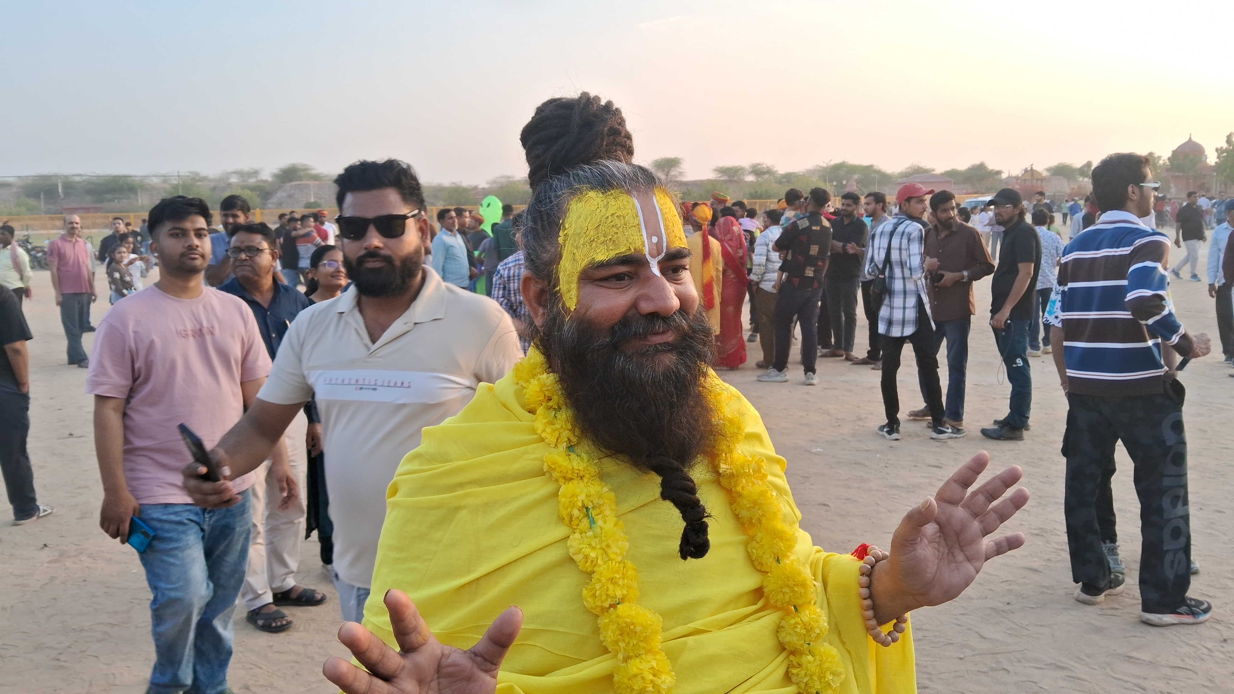 Locals in the guise of Premananda Maharaj