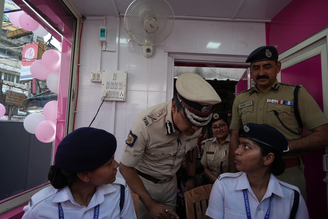 pink Booth in kolkata