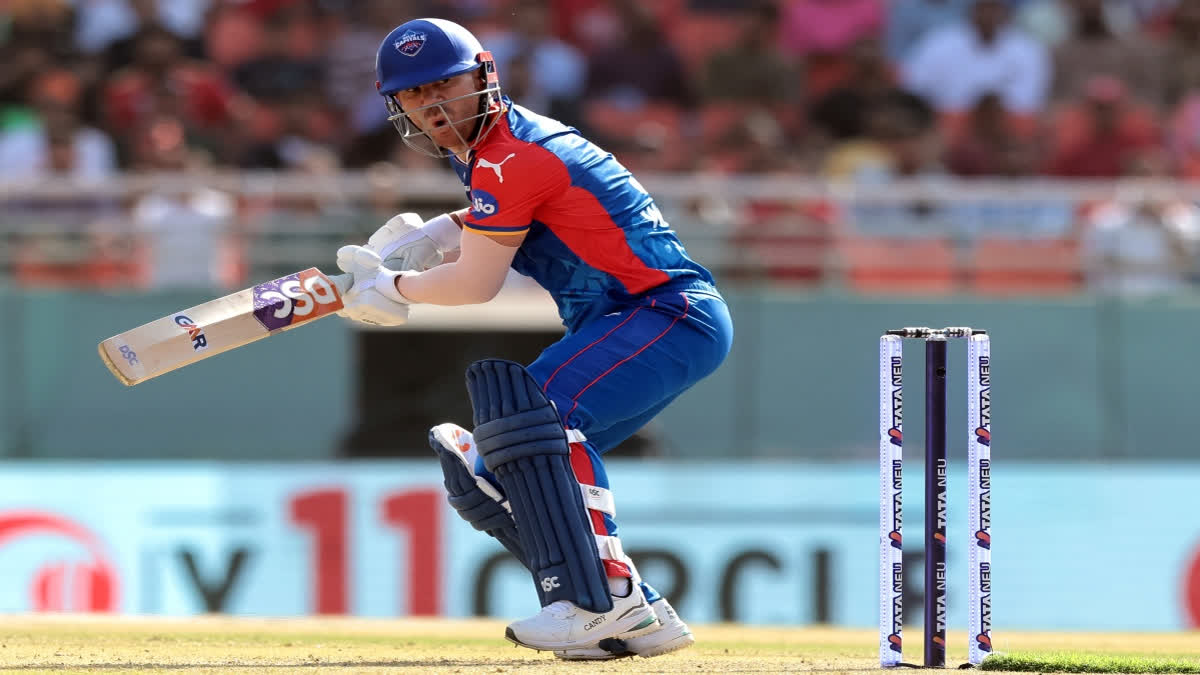 IPL 2024: David Warner Becomes Only Second Player to Smash 650 Fours David Warner made his mark in the history books as he became only the second player after Shikhar Dhawan to hit 650 fours in the history of the tournament. The Australian opener smacked a boundary in the XXth over of the innings to score his 650th boundary.