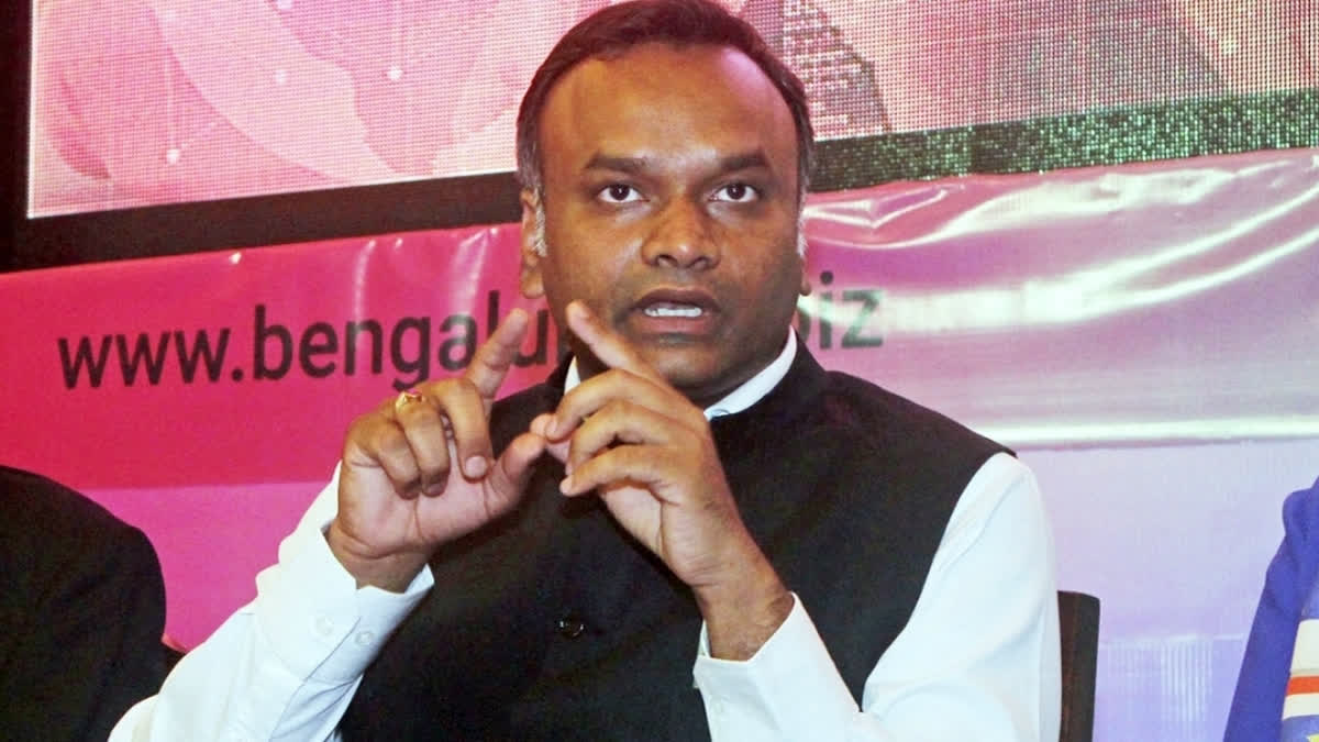 Karnataka minister Priyank Kharge gets 'death threat', alleges BJP's link Ahead of the Lok Sabha elections in the country, Karnataka Minister and Congress leader Priyank Kharge on Thursday said that he has received a threatening letter.