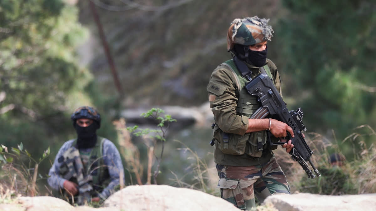 Intense Gunfight On After 3 Militants, 4 Policemen Killed In Kathua Encounter Kathua Encounter Latest Jammu Kashmir Anti Terrorist Operation Indian Army Police Militant Attack
