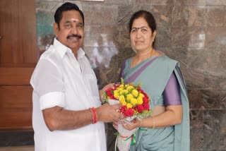 தொகுதி ஒதுக்கீட்டைத் தொடர்ந்து பழனிசாமியை சந்தித்த அதிமுக சட்டமன்ற வேட்பாளர்