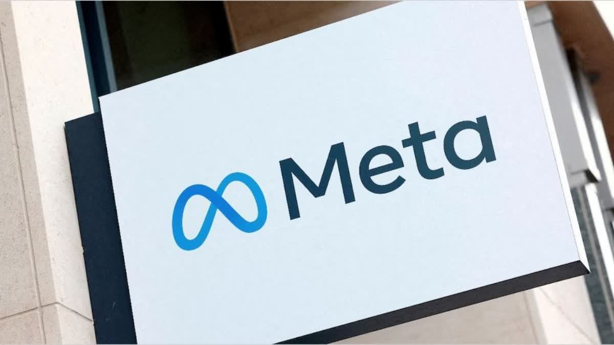 meta-allows-facebook-instagram-ai-chatbots-to-have-sex-talks-with-children
