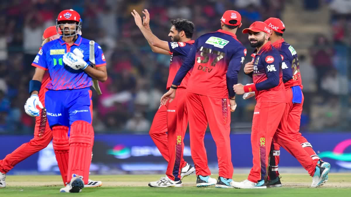 ipl 2026 hazlewood Bhuvneshwar star has rcb chased 75 in just 6 point 3 over against dc