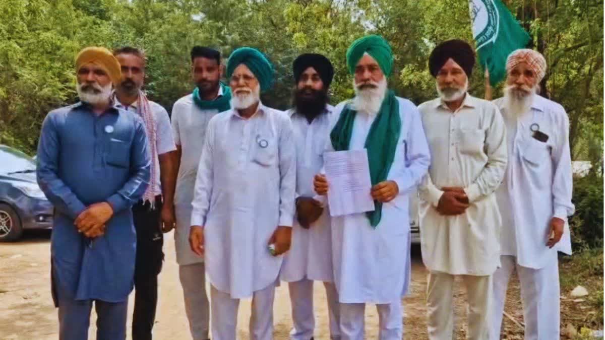 Farmers protest due to power cuts