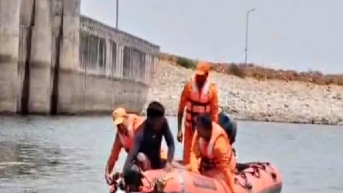 missing youth dead body recovered from Dhurwa Dam in Ranchi