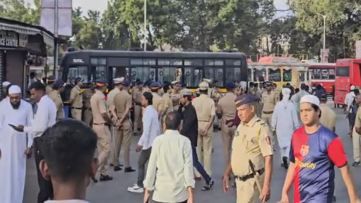 Bakri Eid celebrated peacefully in Mumbai and surrounding areas, amidst tight police security