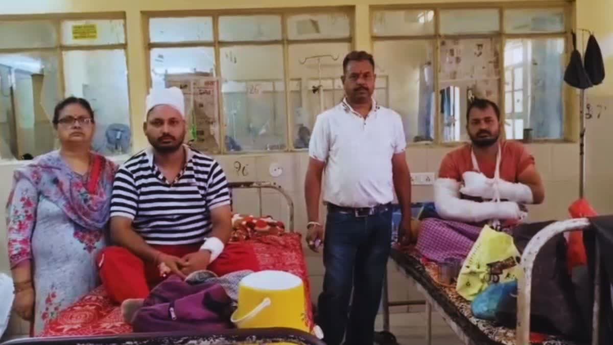 FIGHT BETWEEN GROUPS IN AMRITSAR