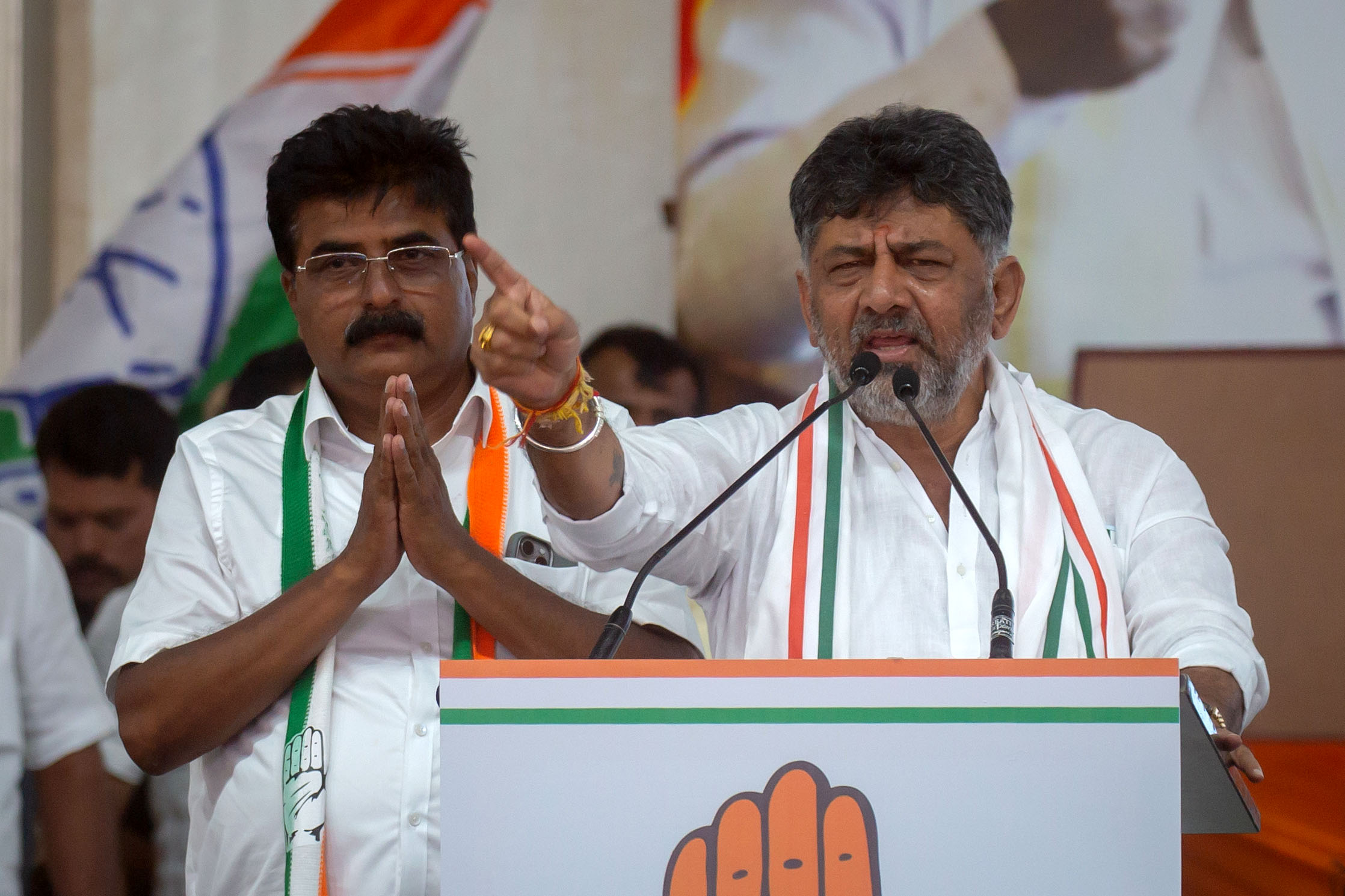 DK SHIVAKUMAR POLITICAL CAREER