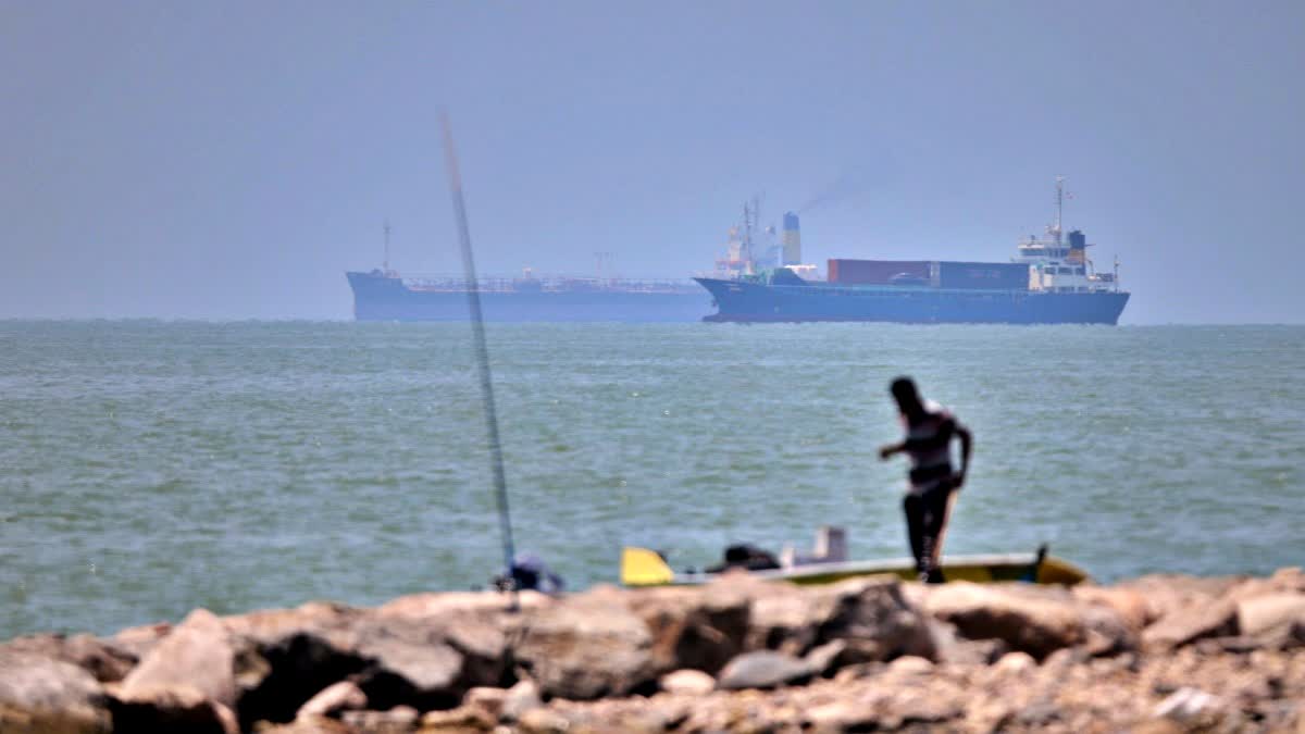 US military says it struck 10 targets in Iran as ceasefire is strained by 2nd day of attacks