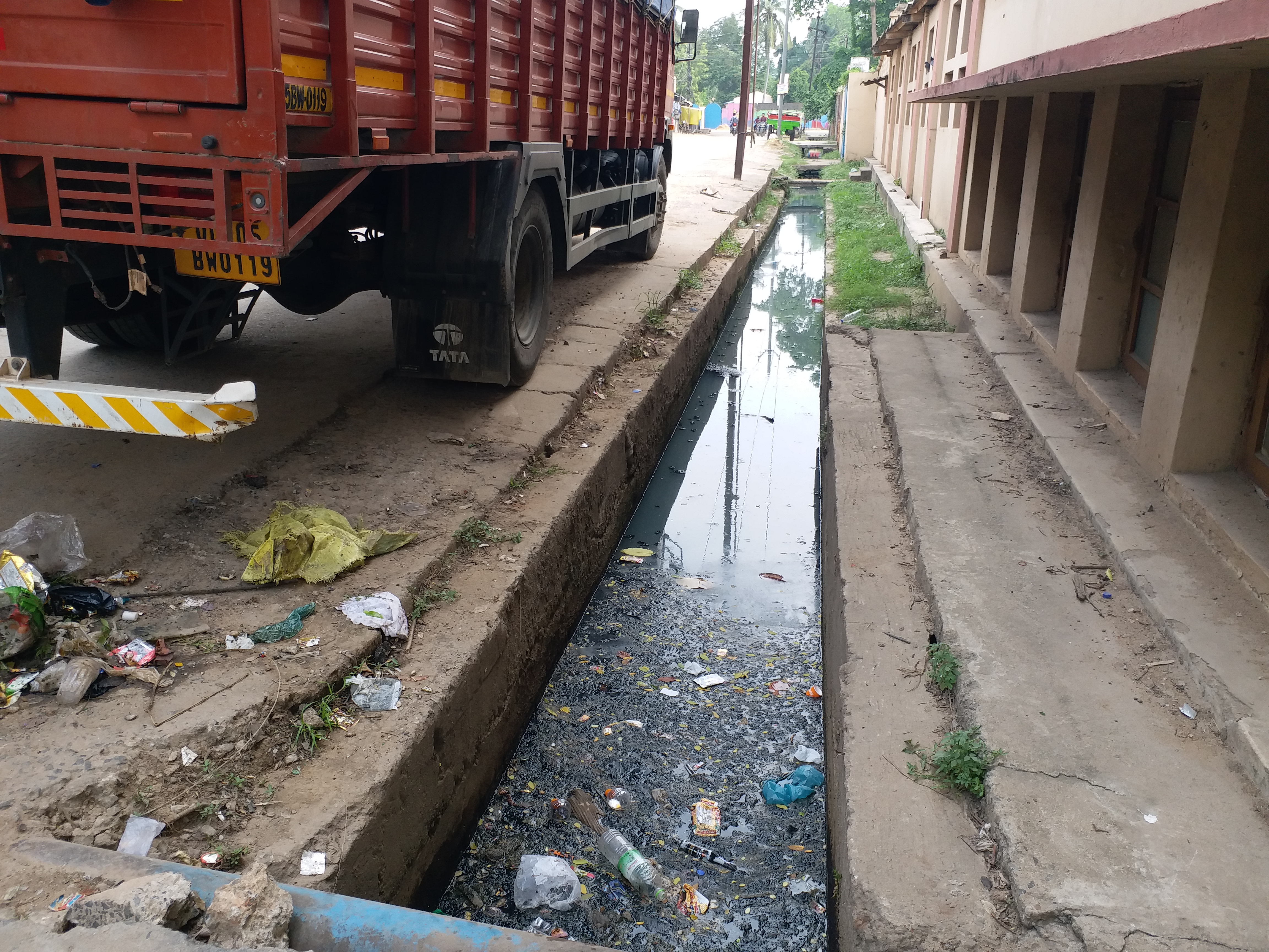 cuttack open drain problem