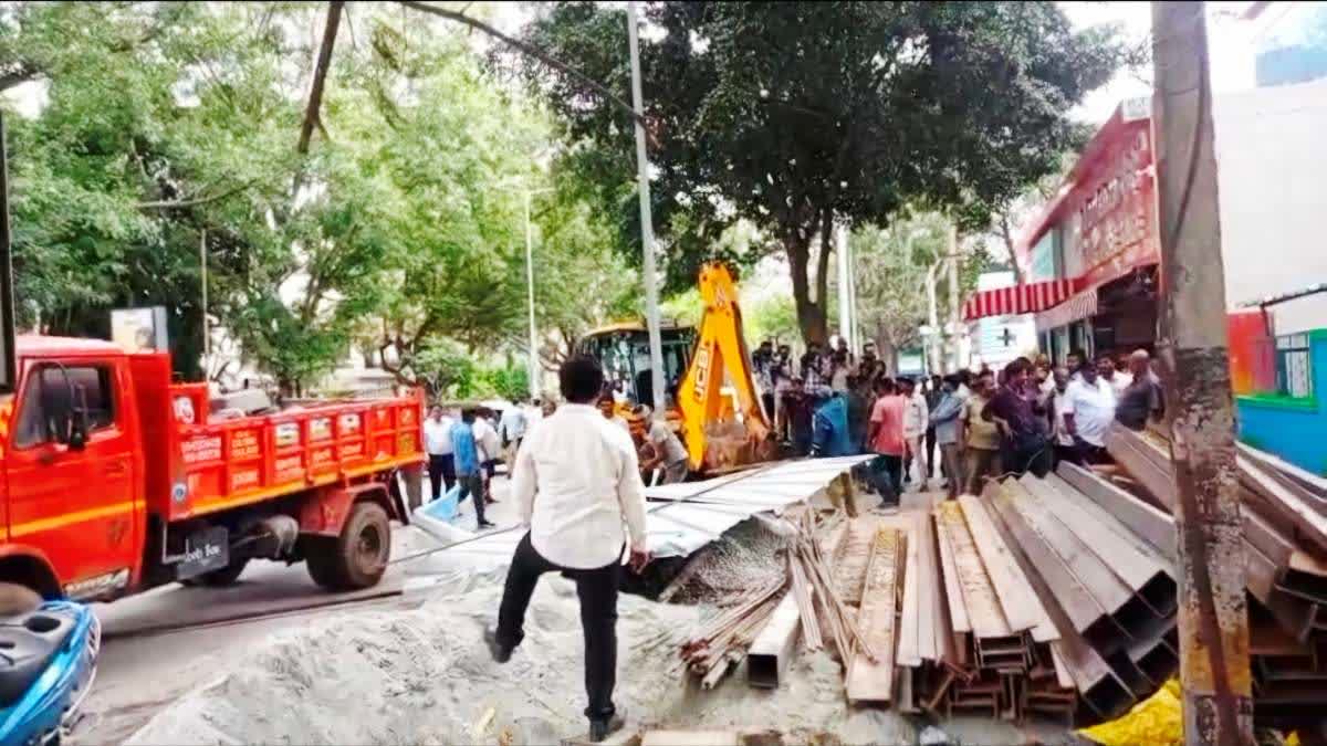 BENGALURU  GBA CAMPAIGN  OPERATION FOOTPATH  FOOTPATH SHOPS REMOVE   HIGH COURT