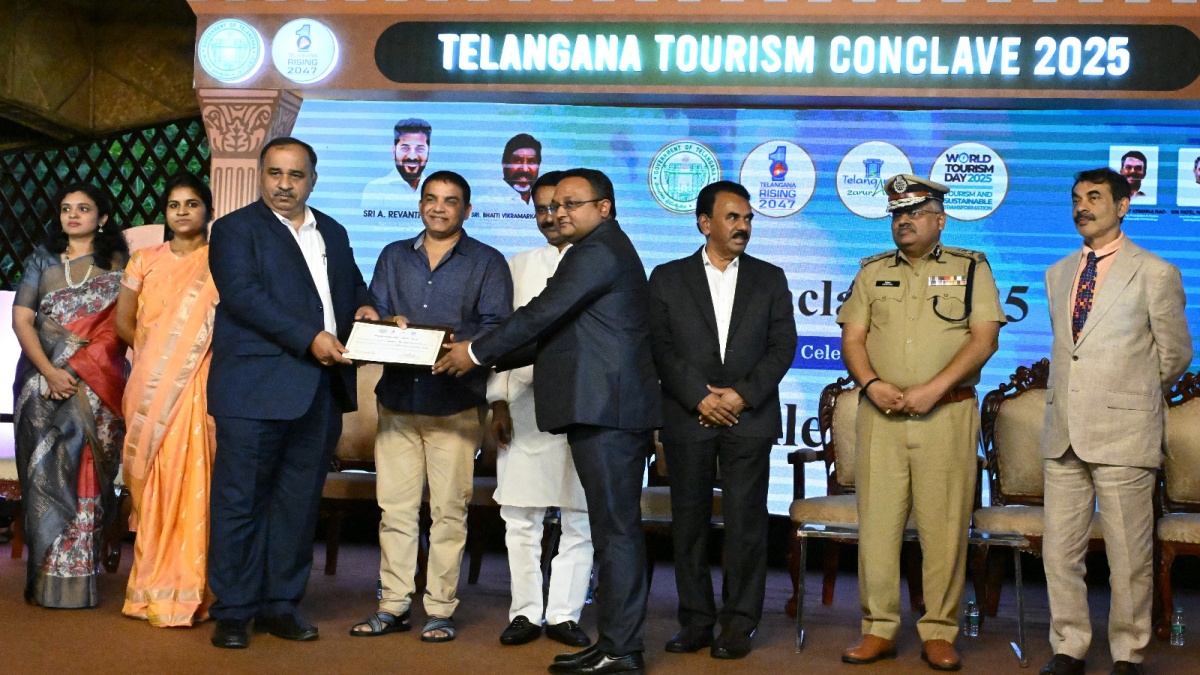 Ramoji Film City Signs MoU With Telangana Govt To Set Up Global Tourism Village, Night Safari At Rs 2,000 Crore
