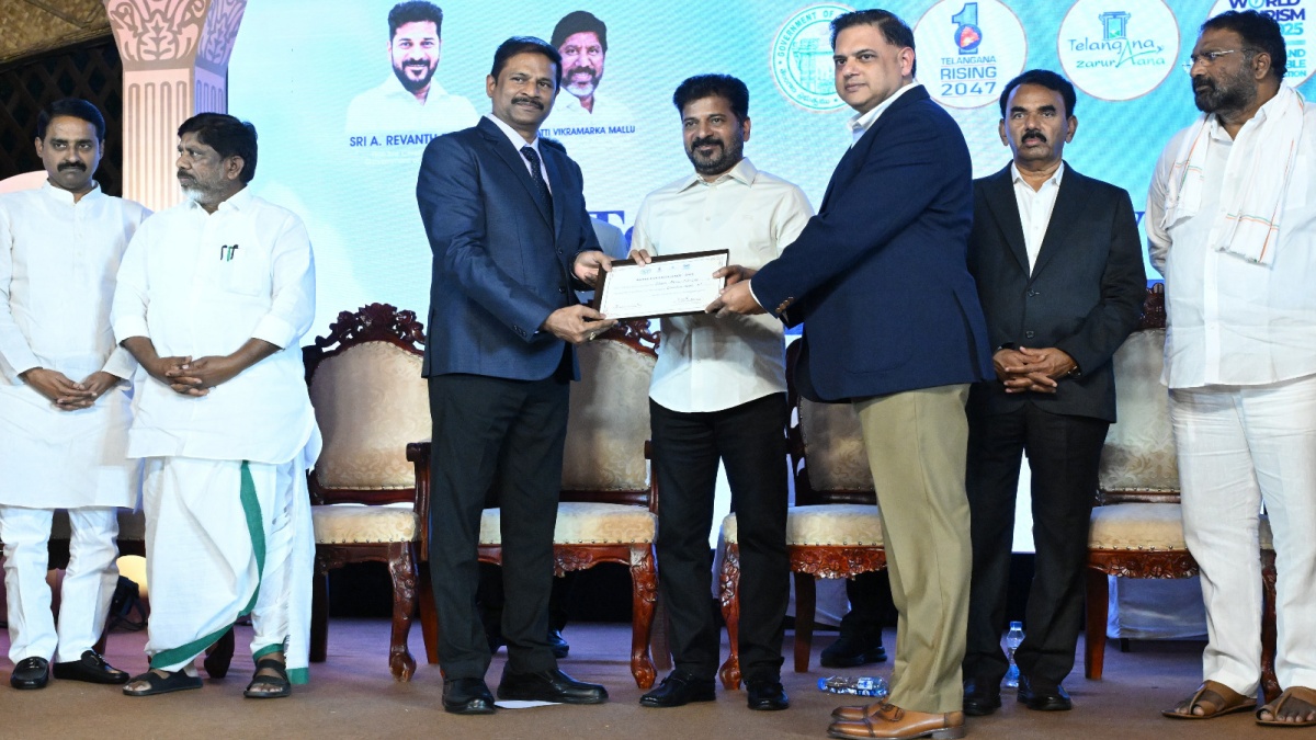 Ramoji Film City Signs MoU With Telangana Govt To Set Up Global Tourism Village, Night Safari At Rs 2,000 Crore