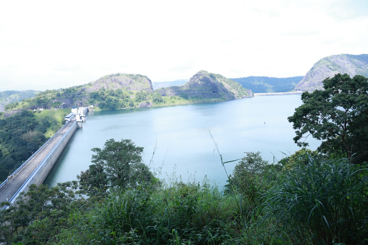 Idukki Dam  Kerala Tourism  Arch Dam  Idukki