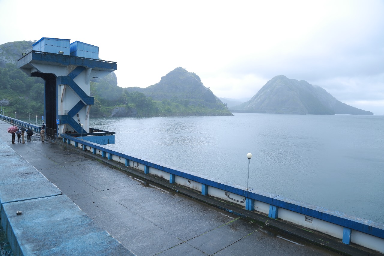 Idukki Dam  Kerala Tourism  Arch Dam  Idukki