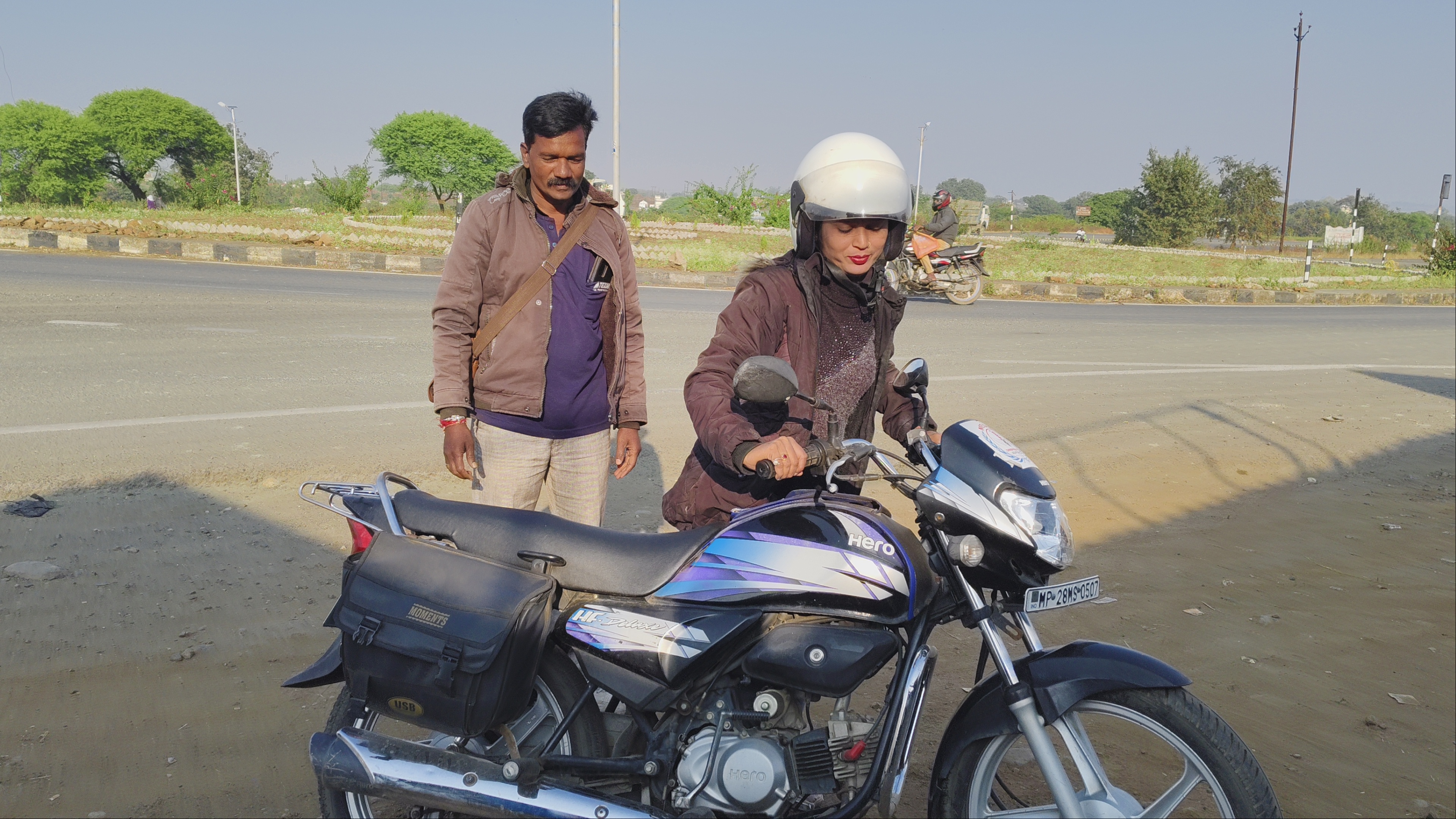 Chhindwara Couple On A Mission To Travel Across India On Bike