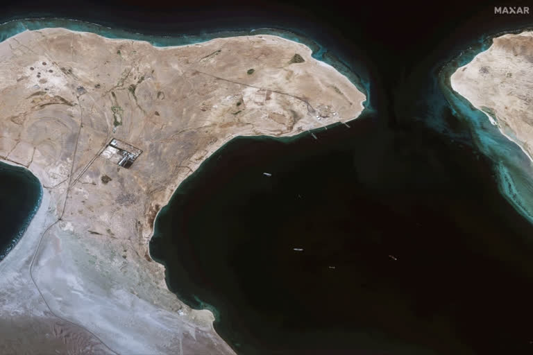 Houthi attacks on ships passing through Red Sea: How it will impact Indian economy Amidst the continuous attacks started by the Yemen-based Houthi militants earlier this month targeting ships passing through the Red Sea, concerns have been rising about the impact this will have on the Indian economy.