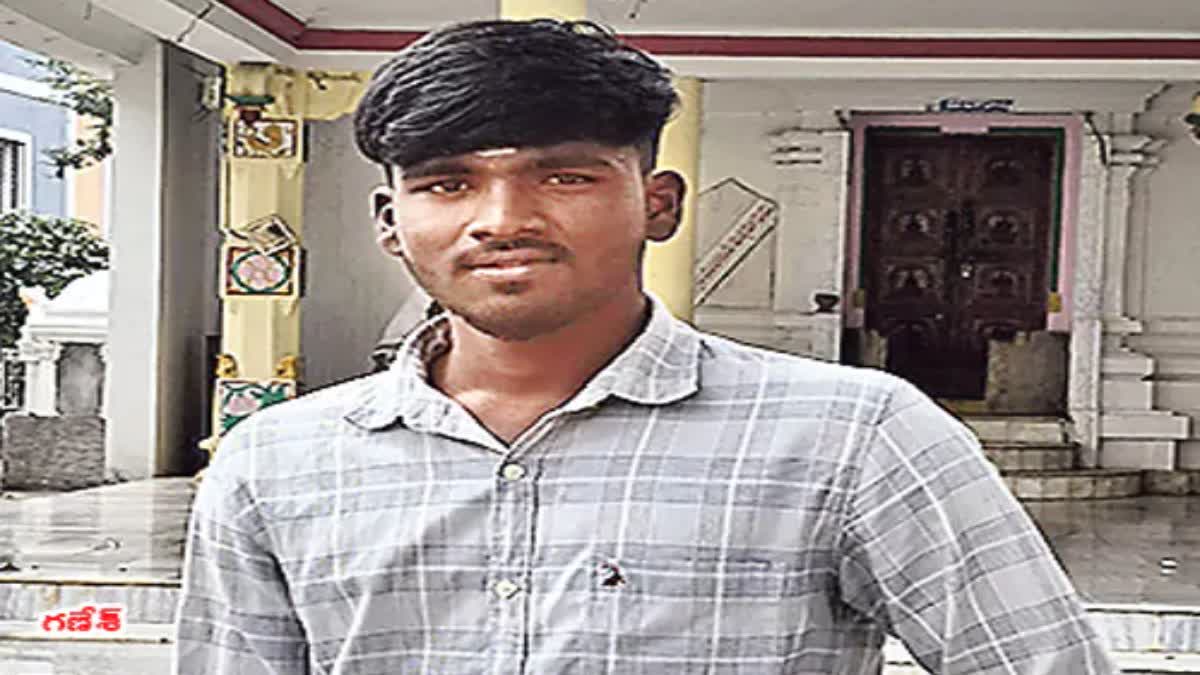 ತೆಲಂಗಾಣ: ರಾಸಾಯನಿಕವನ್ನೇ ಕುಡಿಯುವ ನೀರೆಂದು ತಿಳಿದು ಬಾಟಲಿಯಲ್ಲಿ ತಂದು ಕೊಟ್ಟ ತಾಯಿ; ಎರಡು ಗುಟುಕು ಕುಡಿದು ಪ್ರಾಣಬಿಟ್ಟ ಮಗ..!!