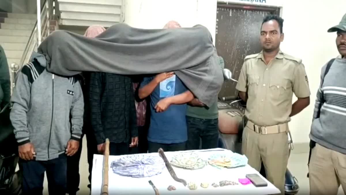 Kendrapara Nikirai Police Busted Burglary Gang 8 arrested