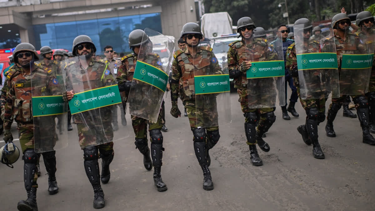 Members of the Bangladesh Army patrolling in Dhaka.