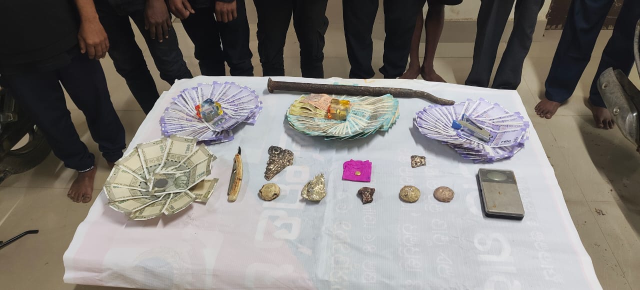 Kendrapara Nikirai Police Busted Burglary Gang 8 arrested